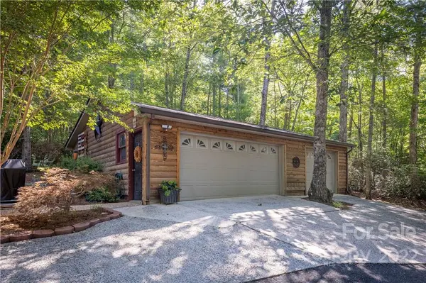 1481 Buckhorn Tavern RD, Morganton, NC 28655
