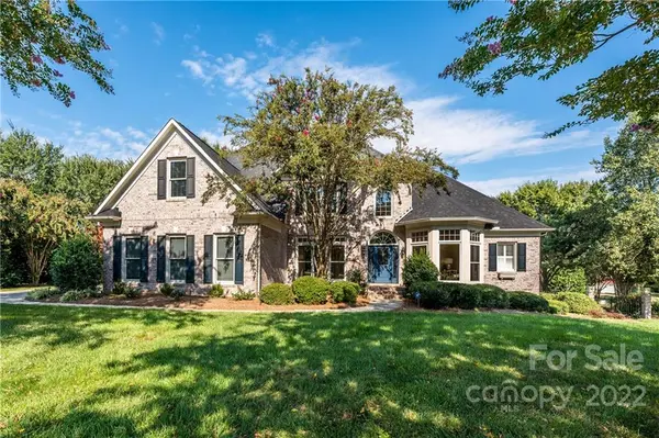 8200 Woodmont DR, Marvin, NC 28173