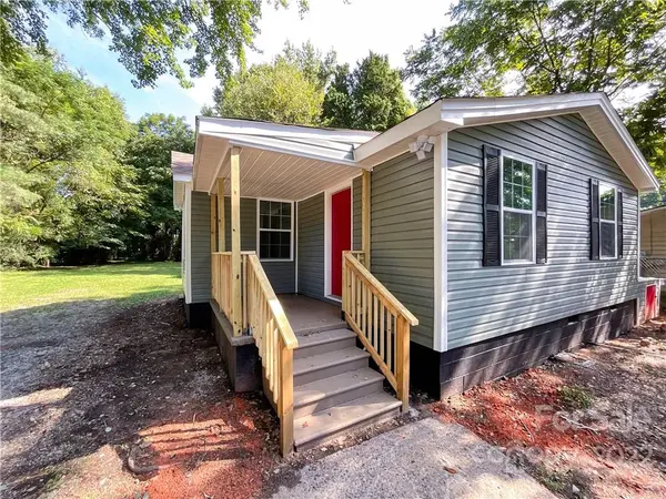 3825 Lake RD, Charlotte, NC 28269