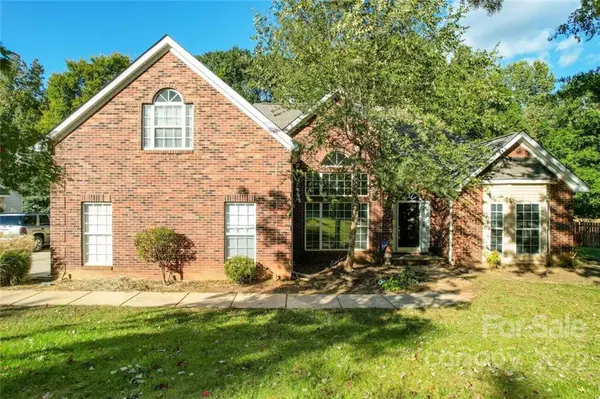 12722 Vantage Point LN, Huntersville, NC 28078