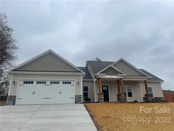 4949 southview DR, Hickory, NC 28602