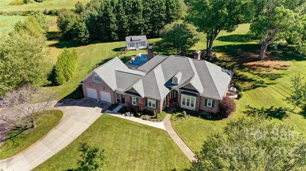 2205 James WAY, Statesville, NC 28625