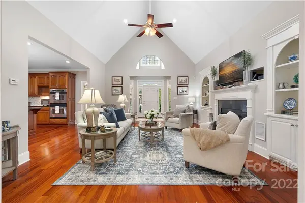 7686 Turnberry LN, Stanley, NC 28164