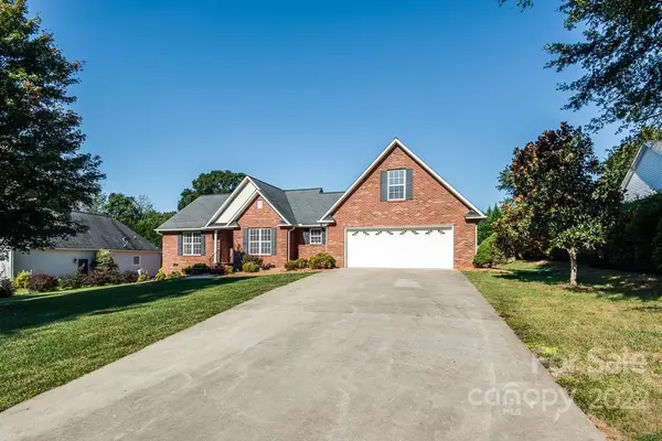 107 Clearwater DR, Morganton, NC 28655