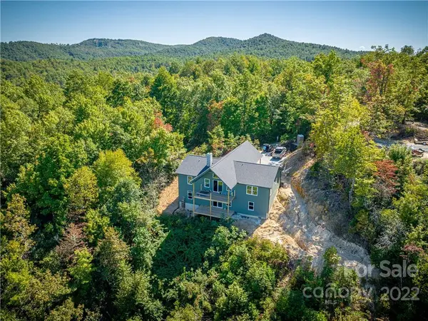 67 Shufly LN, Brevard, NC 28712