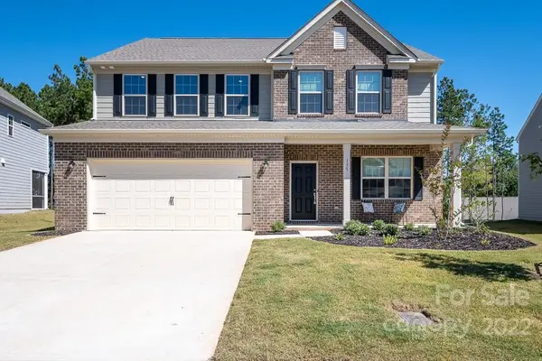135 Rooster Tail LN, Troutman, NC 28166