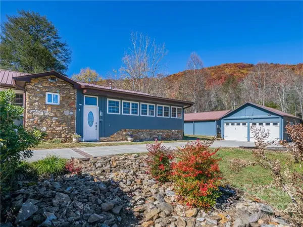 126 Sams Branch RD, Candler, NC 28715