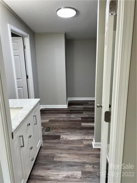 4175 Overbrook CT, Lenoir, NC 28645