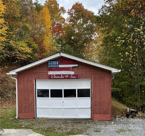 0 Three Quarter Creek RD,  Burnsville,  NC 28714