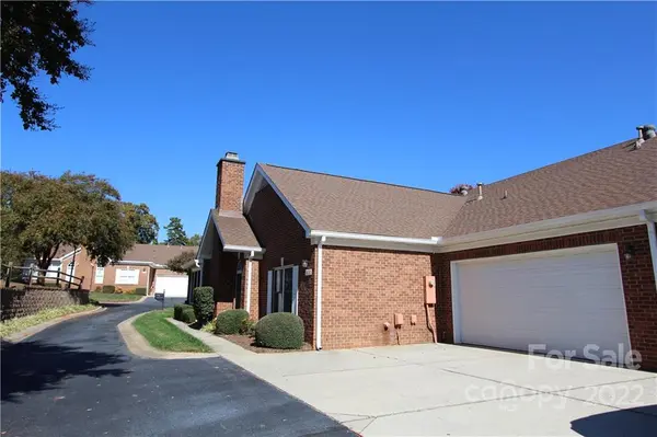 8415 Windsor Ridge DR, Charlotte, NC 28277