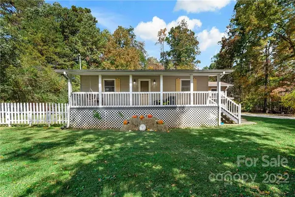 63 Elaine ST, Nebo, NC 28761