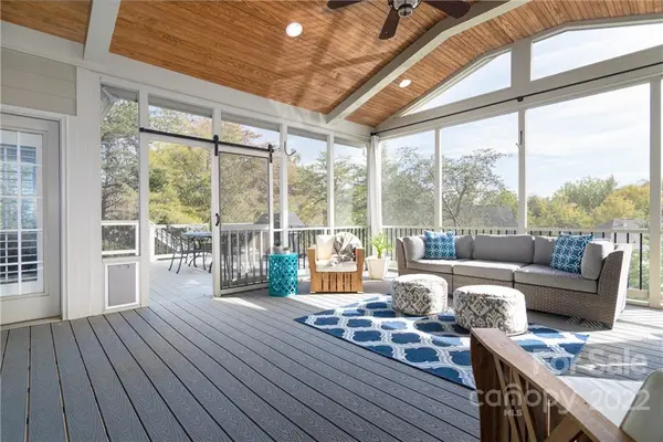 1749 Colville LN, Tega Cay, SC 29708