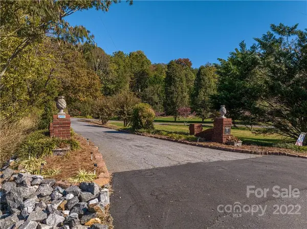 362 Shiloh Church RD, Hickory, NC 28601