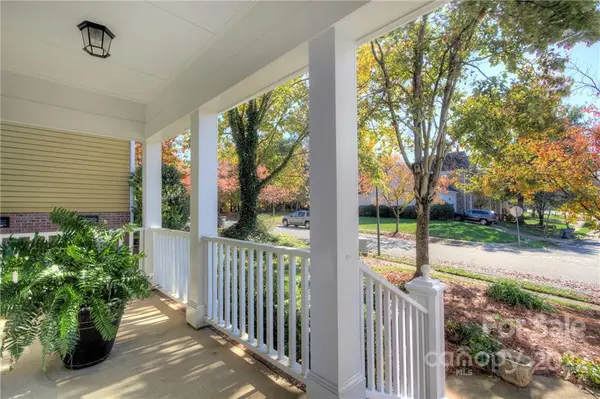 8109 Hawk Crest CT, Charlotte, NC 28270