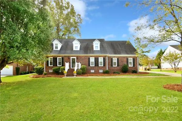 621 Peace Haven RD, Kannapolis, NC 28083