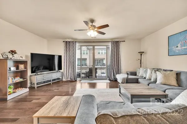 1248 Madison Towns LN, Charlotte, NC 28209