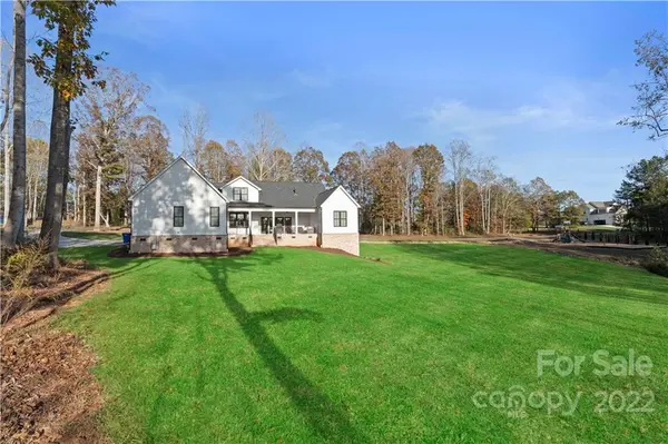 133 Manorly LN, Mooresville, NC 28115