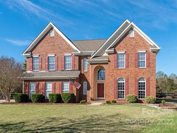6108 Flowergate LN, Waxhaw, NC 28173