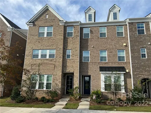 11679 Red Rust LN, Charlotte, NC 28277