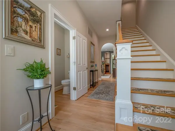 74 Blue Heron DR, Fletcher, NC 28732