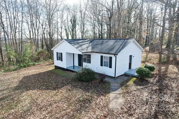 144 Fairview DR NW, Lenoir, NC 28645