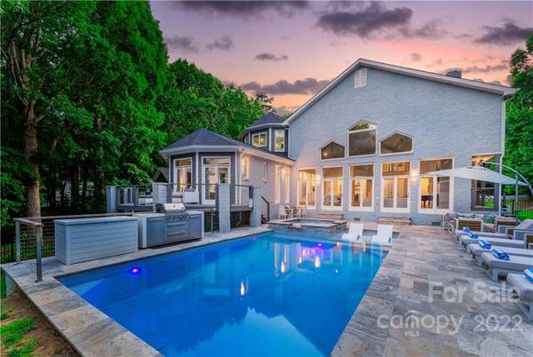 144 Bridlepath LN, Mooresville, NC 28117