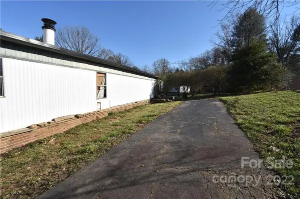 90 Pine Ridge DR #19, Taylorsville, NC 28681