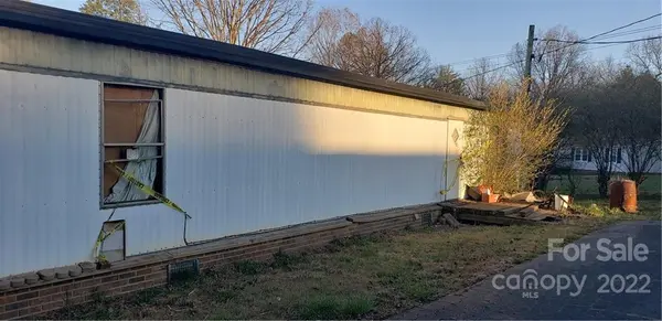 90 Pine Ridge DR #19, Taylorsville, NC 28681