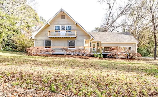 55 Ford Ridge LN, Columbus, NC 28722