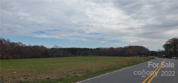 178 Skyview Lake RD, Harmony, NC 28634