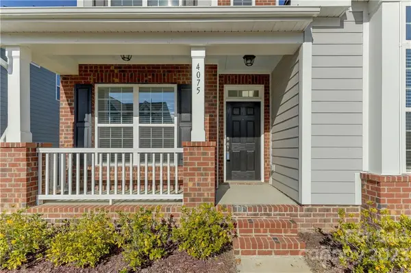 4075 Whittier LN, Tega Cay, SC 29708