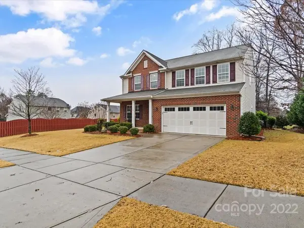 112 Rougemont LN, Mooresville, NC 28115