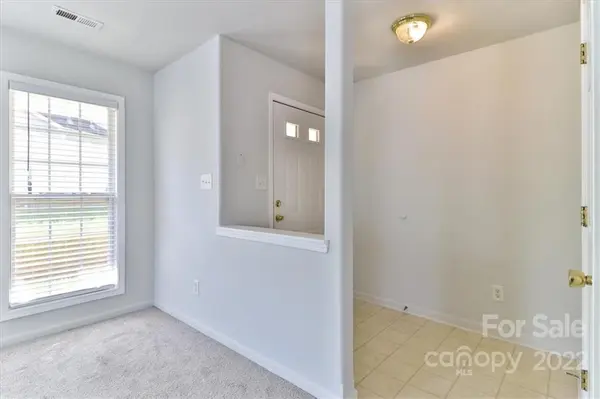 9518 Littleleaf DR, Charlotte, NC 28215