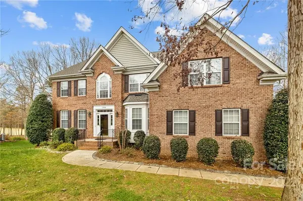 1906 Sycamore Berry CT, Mint Hill, NC 28227