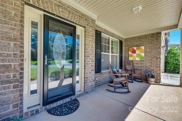 128 Kentmere LN, Clover, SC 29710
