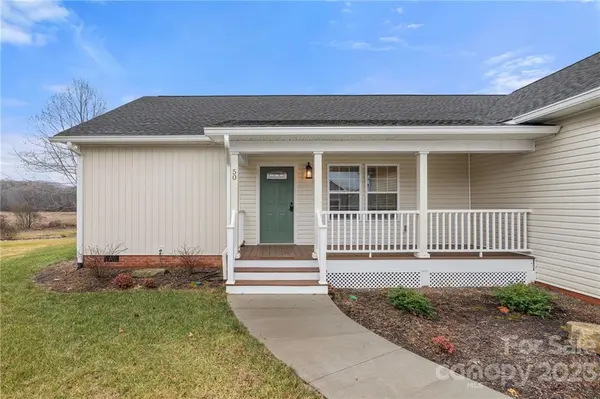 50 Winged Elm CT, Hendersonville, NC 28739