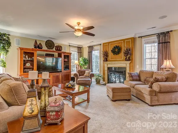 2400 Lord Anson DR, Waxhaw, NC 28173