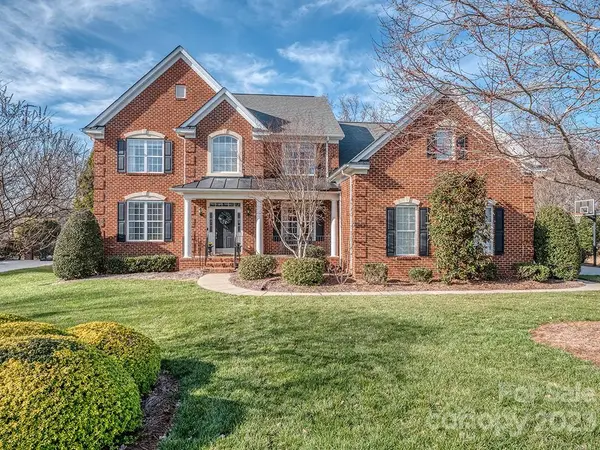 2400 Lord Anson DR, Waxhaw, NC 28173