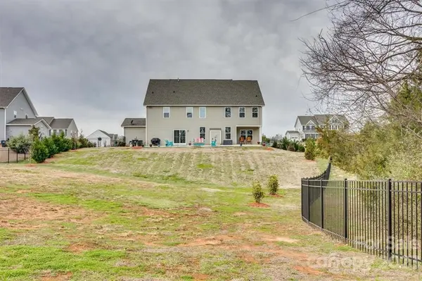 713 Brookmeade DR, Waxhaw, NC 28173