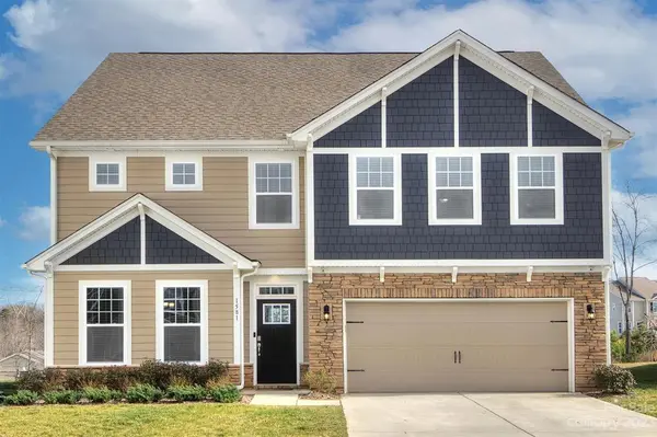 1581 Cambria CT, Lake Wylie, SC 29710
