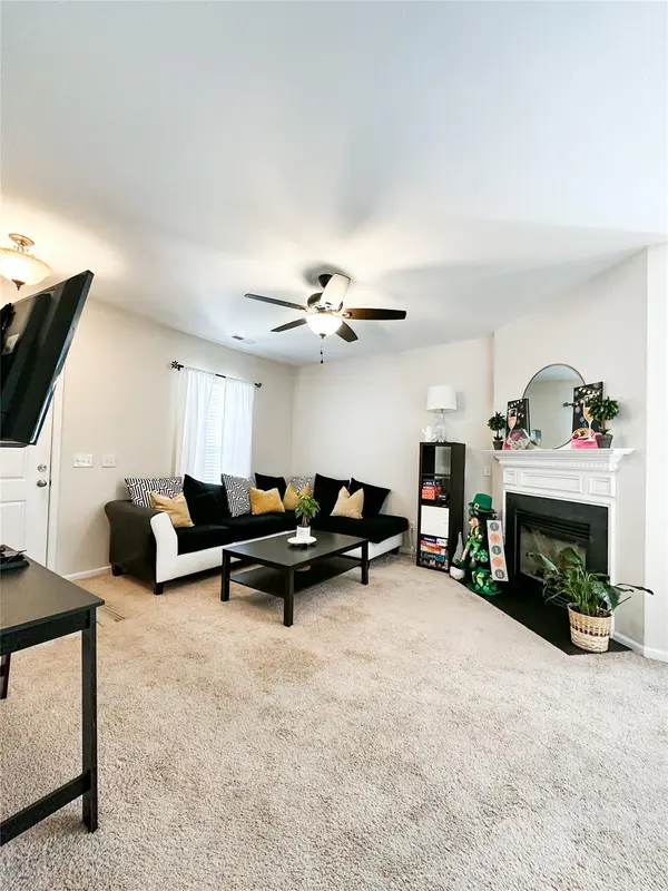 9728 Grier Springs LN, Charlotte, NC 28213