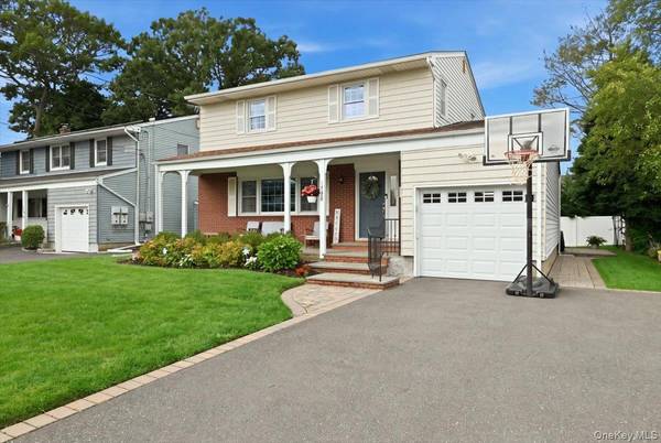 1798 Hannington AVE, Wantagh, NY 11793