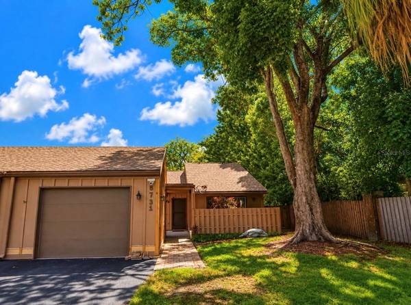 5731 WESTWIND LN, Sarasota, FL 34231