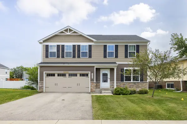300 Carriage LN, Joliet, IL 60433