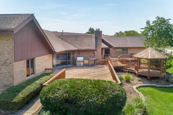 22W569 Glen CT, Medinah, IL 60157
