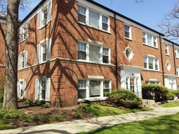 839 MULFORD ST #1, Evanston, IL 60202