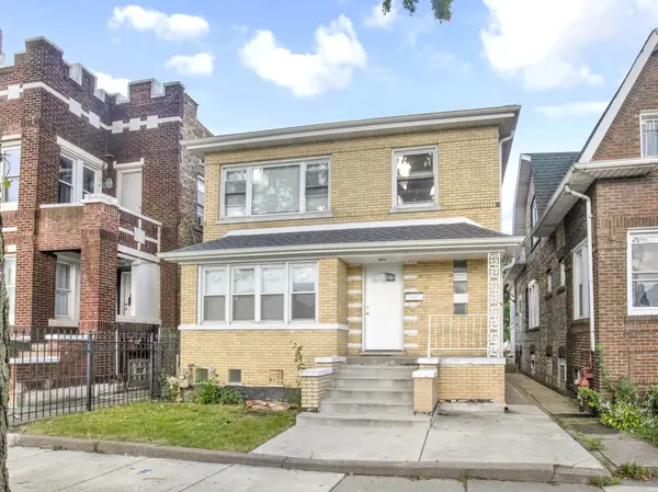 6318 S Mozart ST, Chicago, IL 60629