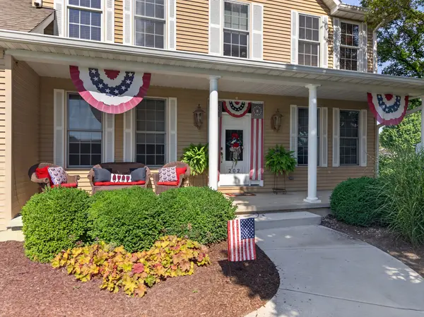 202 S Division ST, Mark, IL 61340