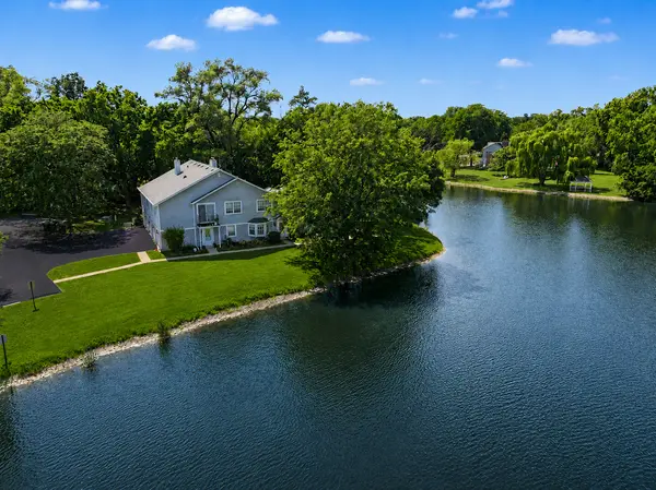 432 N Lake Shore DR, Palatine, IL 60067