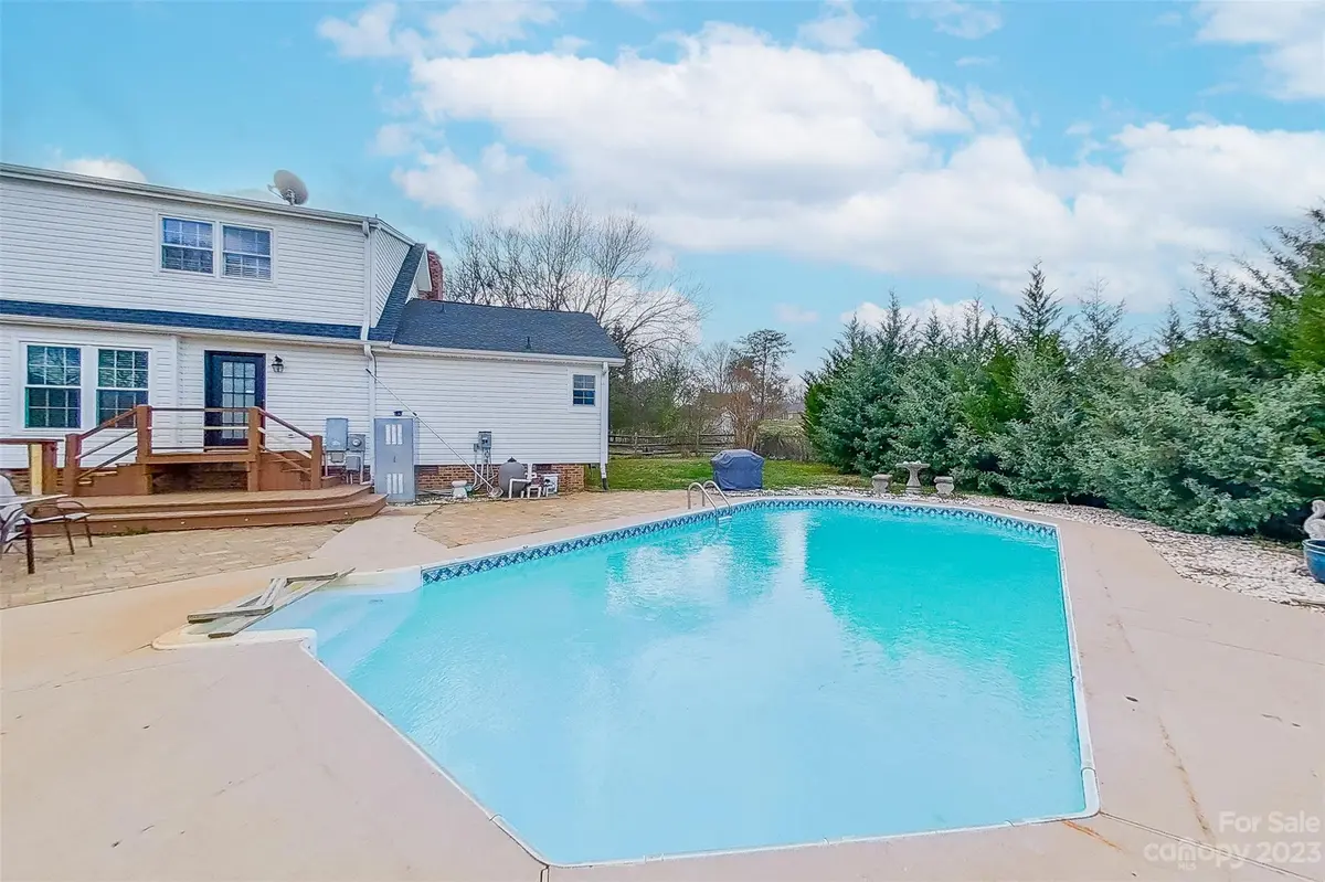 6006 Lebanon RD, Mint Hill, NC 28227